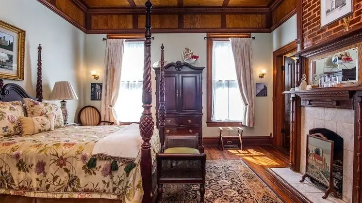 Süit, Özel Banyo (Pearl Suite)