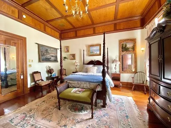 Süit, Özel Banyo (Pearl Suite)