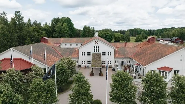 Huvudbyggnaden / Main Building