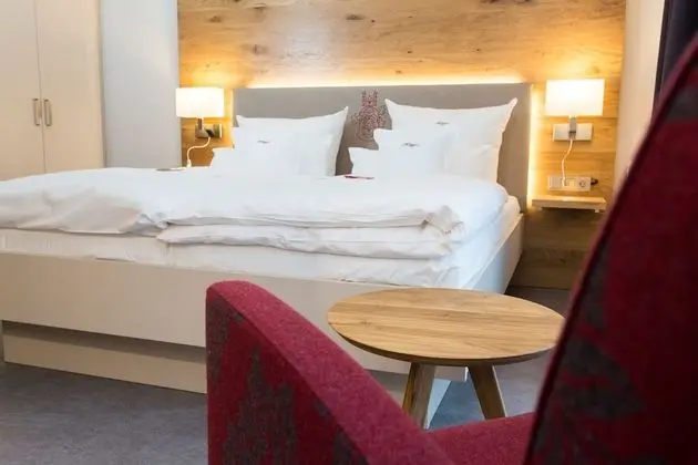 Deluxe Tek Büyük Yataklı Oda, Özel Banyo (Balcony)