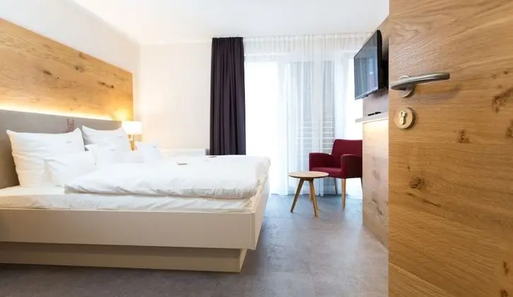 Deluxe Tek Büyük Yataklı Oda, Özel Banyo (Balcony)