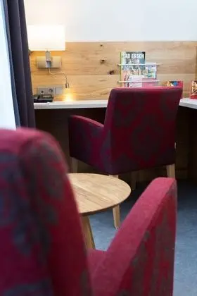 Deluxe Tek Büyük Yataklı Oda, Özel Banyo (Balcony)