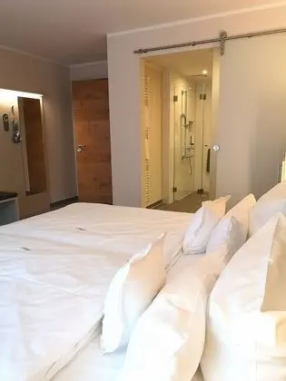 Junior Suite (Balcony)