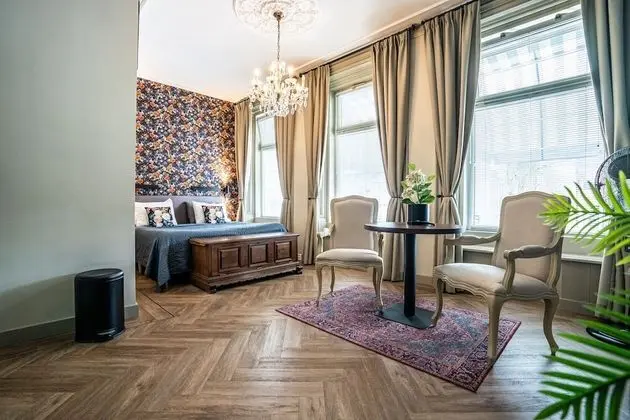 Deluxe Stüdyo Süit