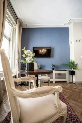 Deluxe Stüdyo Süit