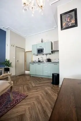 Deluxe Stüdyo Süit