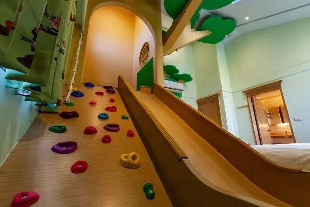 Gallery Üç Kişilik Oda, Birden Çok Yatak