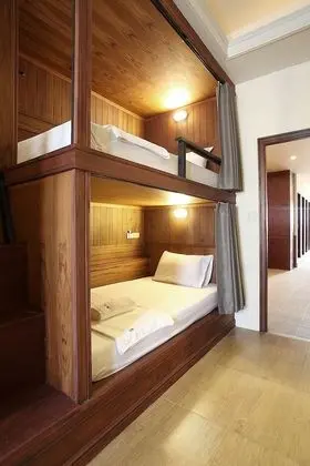 Mixed Dormitory