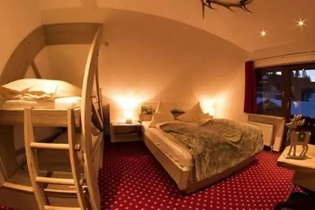 Family Dört Kişilik Oda