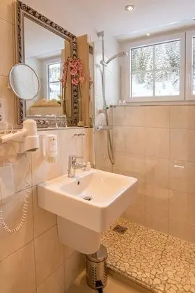 Tek Büyük Yataklı Oda, Balkon