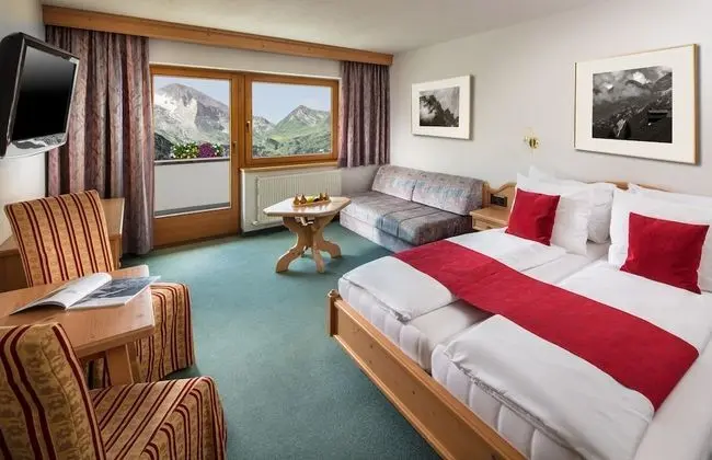 Superior Tek Büyük Yataklı Oda, Balkon