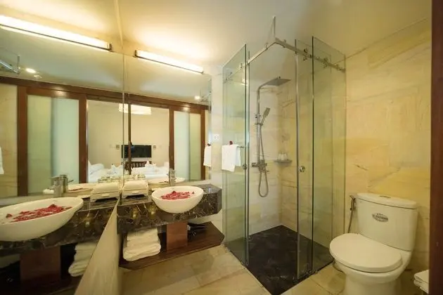 Deluxe Tek Büyük veya İki Ayrı Yataklı Oda, Bahçe Manzaralı