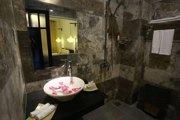 Deluxe Tek Büyük Yataklı Oda, Balkon