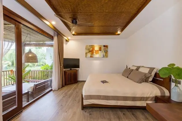 Club Süit, Balkon, Havuz Manzaralı