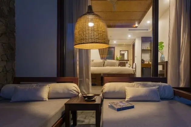 Club Süit, Balkon, Havuz Manzaralı