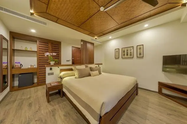 Grand Oda, Balkon