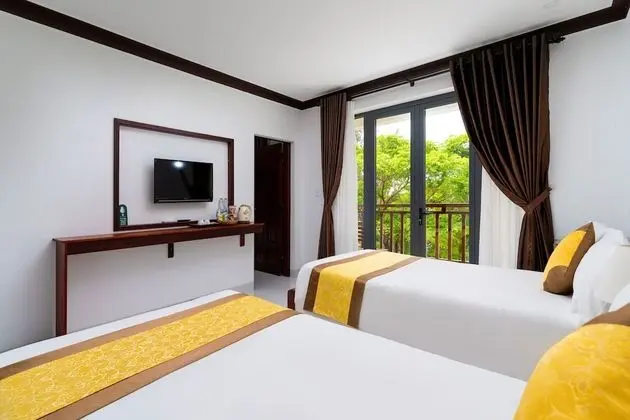 Deluxe Tek Büyük veya İki Ayrı Yataklı Oda, Nehir Manzaralı
