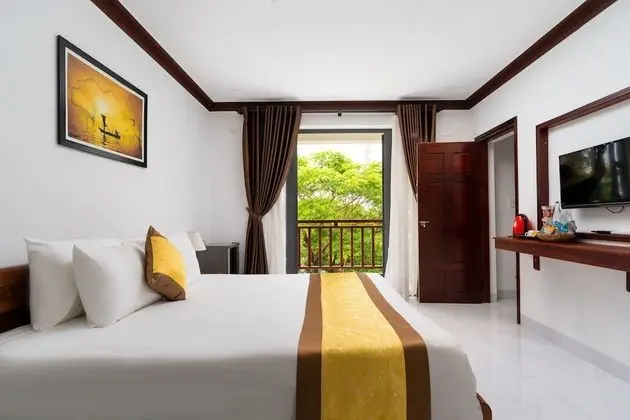 Family Oda (Connecting Room)