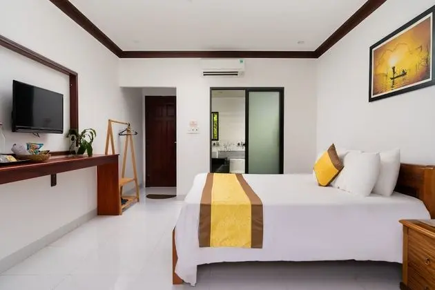 Family Oda (Connecting Room)