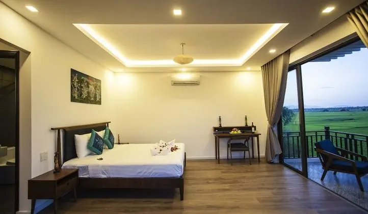 Deluxe Tek Büyük Yataklı Oda, Bahçe Manzaralı
