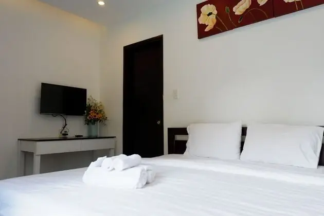 Villa, 6 Yatak Odası, Havuz Manzaralı, Avlu