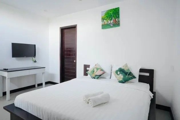 Villa, 6 Yatak Odası, Havuz Manzaralı, Avlu