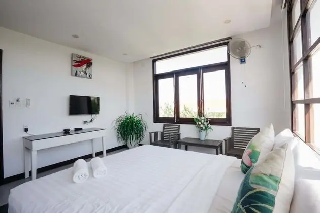 Villa, 6 Yatak Odası, Havuz Manzaralı, Avlu
