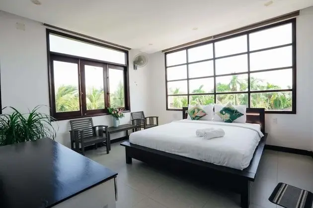 Villa (9 Bedrooms)