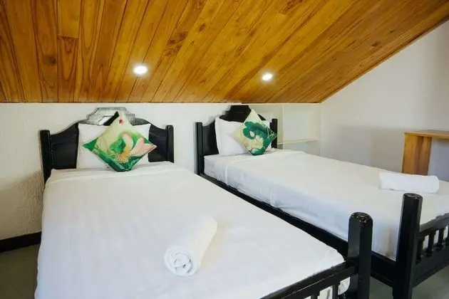 Villa (9 Bedrooms)