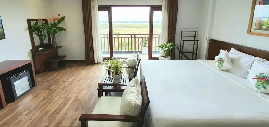 Deluxe Tek Büyük veya İki Ayrı Yataklı Oda, Balkon, Nehir Manzaralı