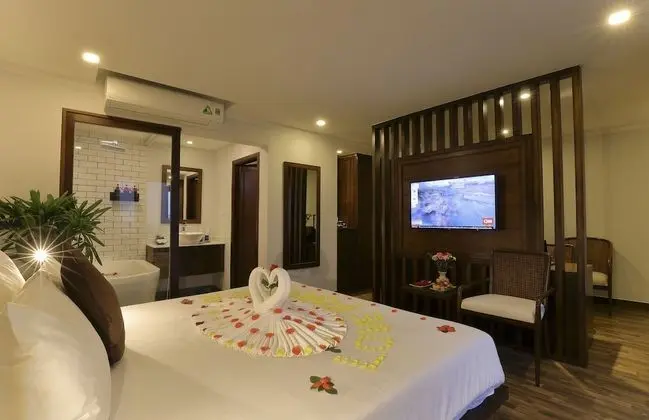 Honeymoon Süit, Balkon, Nehir Manzaralı