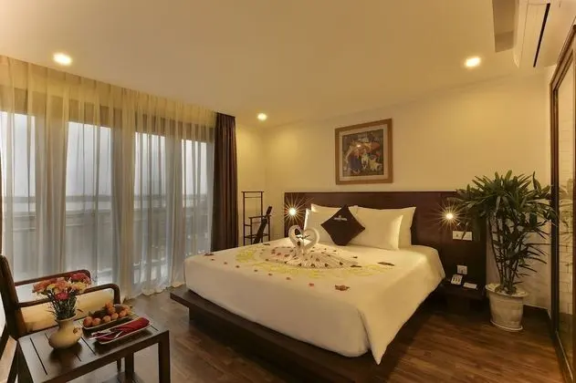 Honeymoon Süit, Balkon, Nehir Manzaralı