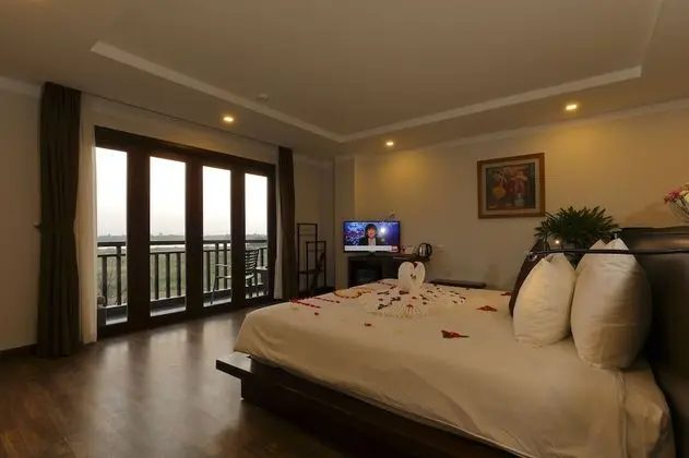 Honeymoon Süit, Balkon, Nehir Manzaralı