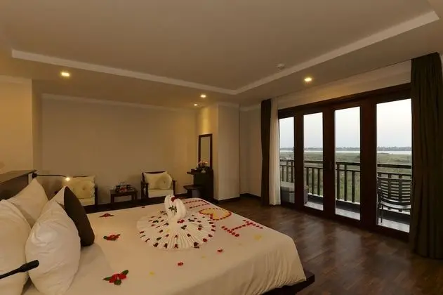 Honeymoon Süit, Balkon, Nehir Manzaralı