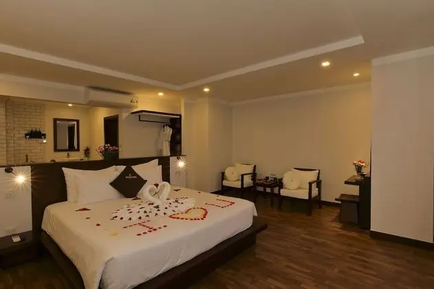 Honeymoon Süit, Balkon, Nehir Manzaralı