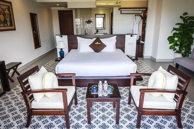 Honeymoon Süit, Balkon, Nehir Manzaralı