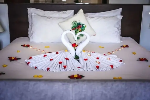Honeymoon Süit, Balkon, Nehir Manzaralı