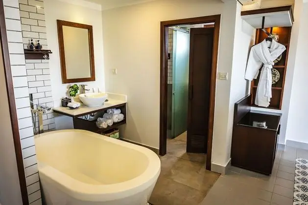 Honeymoon Süit, Balkon, Nehir Manzaralı
