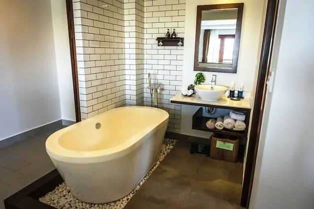 Honeymoon Süit, Balkon, Nehir Manzaralı