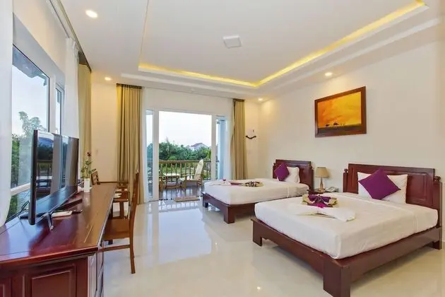 Deluxe Tek Büyük veya İki Ayrı Yataklı Oda, 1 Yatak Odası, Havuz Manzaralı
