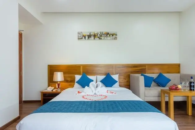 Deluxe Tek Büyük Yataklı Oda, Bahçe Manzaralı