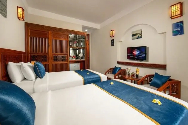 Deluxe Tek Büyük veya İki Ayrı Yataklı Oda, Balkon