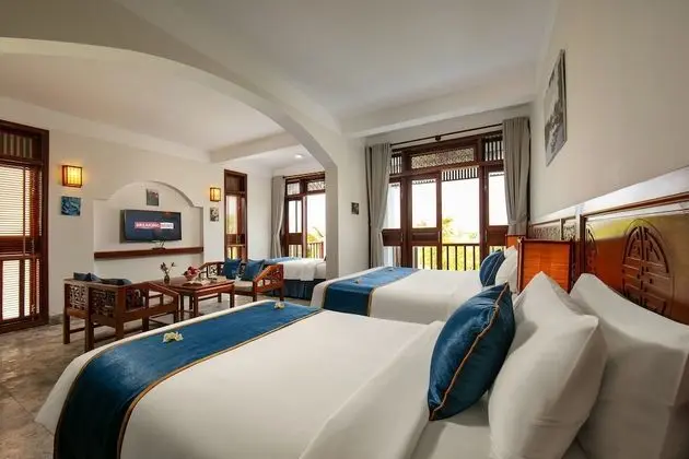 Junior Üç Kişilik Oda, Balkon