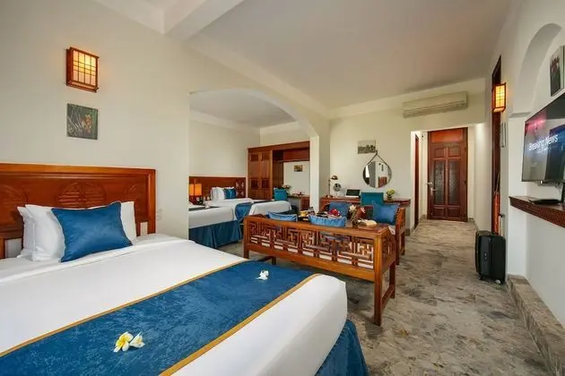Junior Üç Kişilik Oda, Balkon