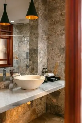 Junior Üç Kişilik Oda, Balkon