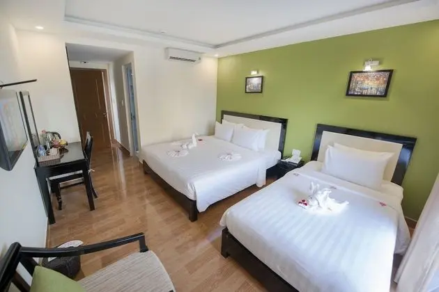 Superior Üç Kişilik Oda, Balkon