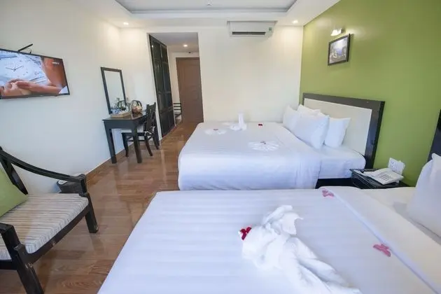 Superior Üç Kişilik Oda, Balkon