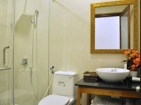 Deluxe Tek Büyük veya İki Ayrı Yataklı Oda, Balkon