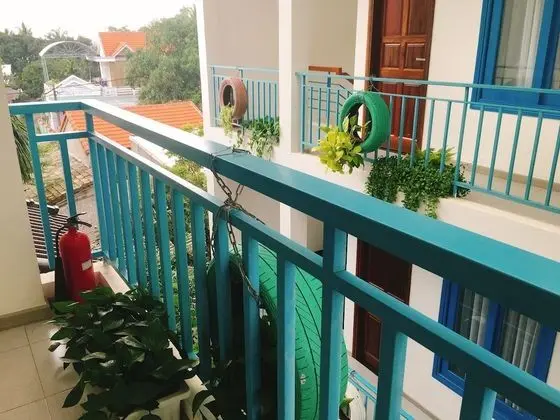 Deluxe Tek Büyük Yataklı Oda, Havuz Manzaralı