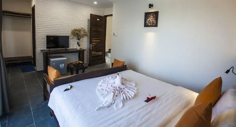 Deluxe Tek Büyük Yataklı Oda, 1 Yatak Odası, Balkon, Şehir Manzaralı